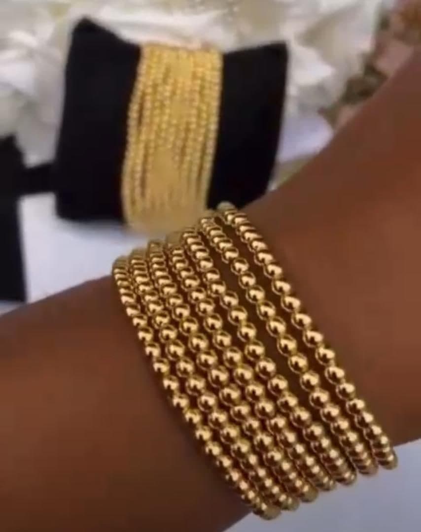 Female Wrists bead